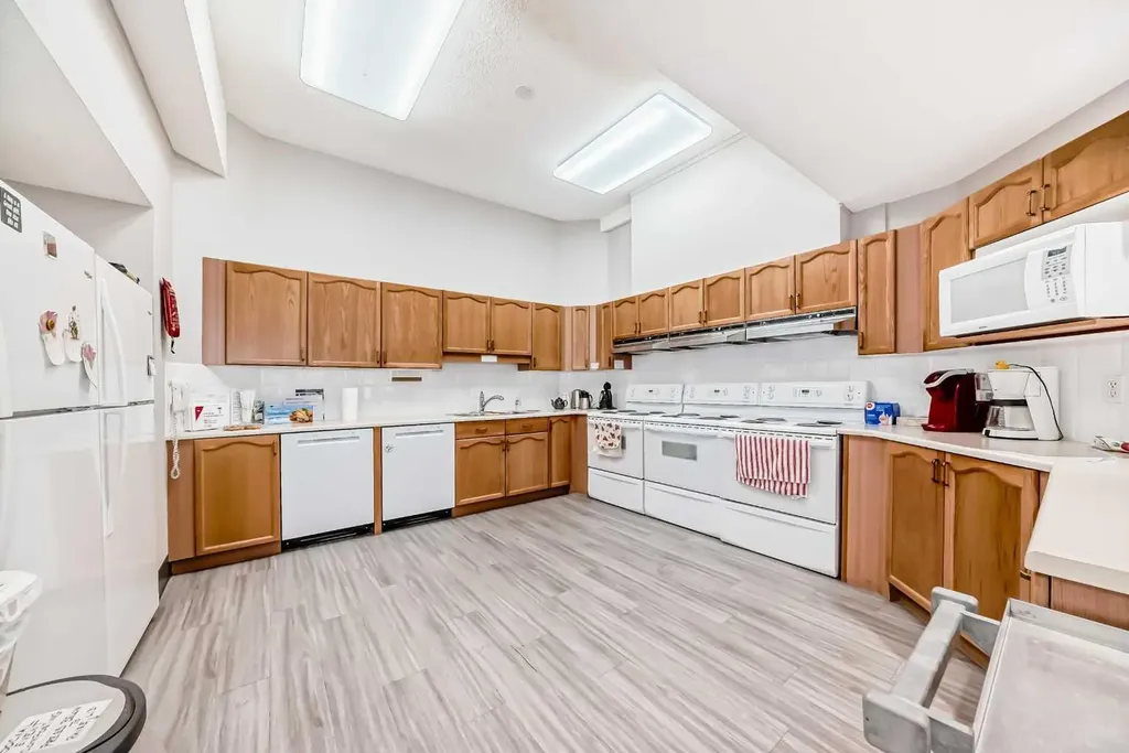 3202 Sienna Park Green SW Calgary AB T3H3N7