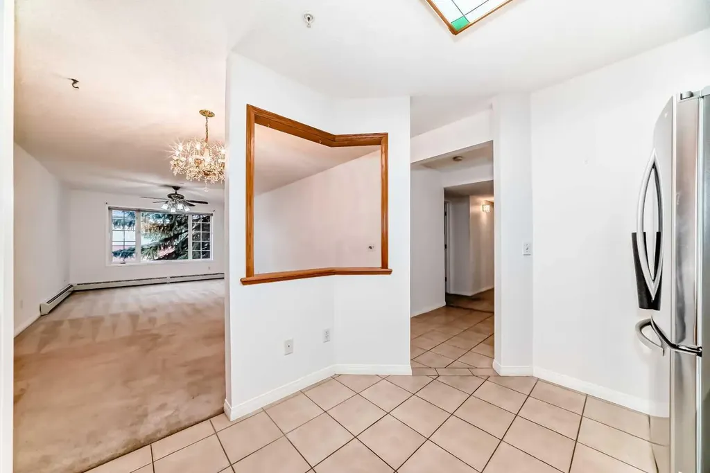 3202 Sienna Park Green SW Calgary AB T3H3N7