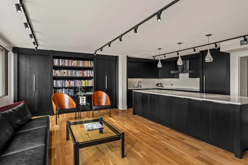 330 26 Avenue SW Calgary AB T2S 2T3