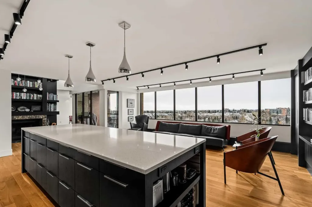330 26 Avenue SW Calgary AB T2S 2T3