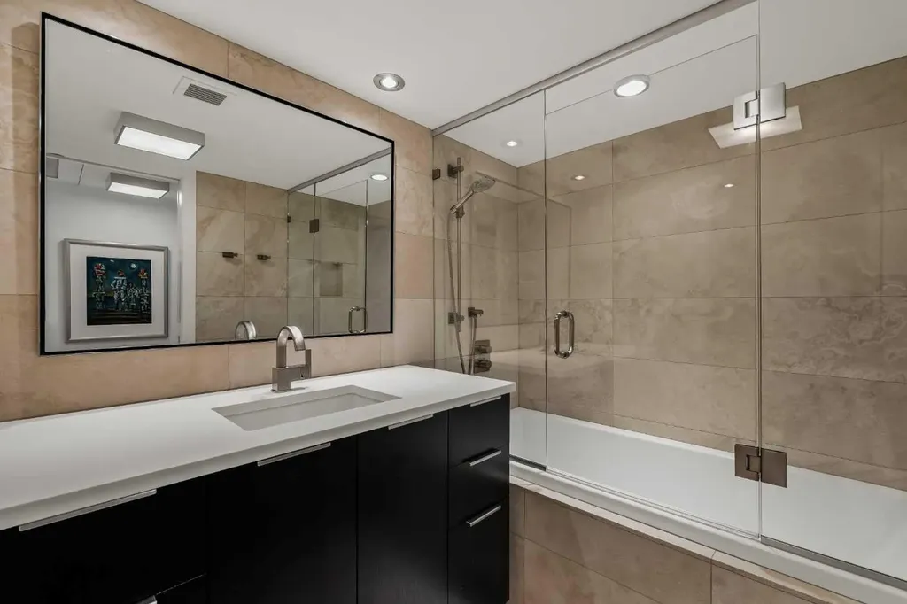 330 26 Avenue SW Calgary AB T2S 2T3