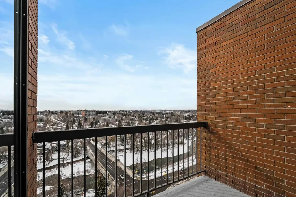 330 26 Avenue SW Calgary AB T2S 2T3