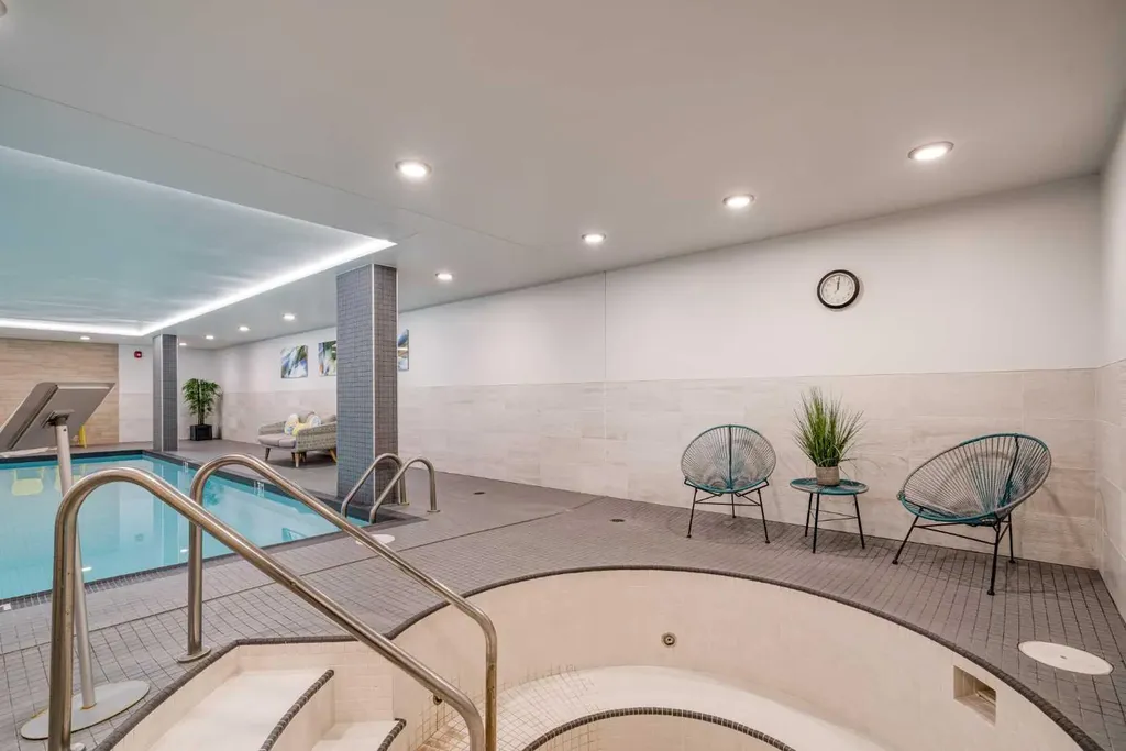 330 26 Avenue SW Calgary AB T2S 2T3