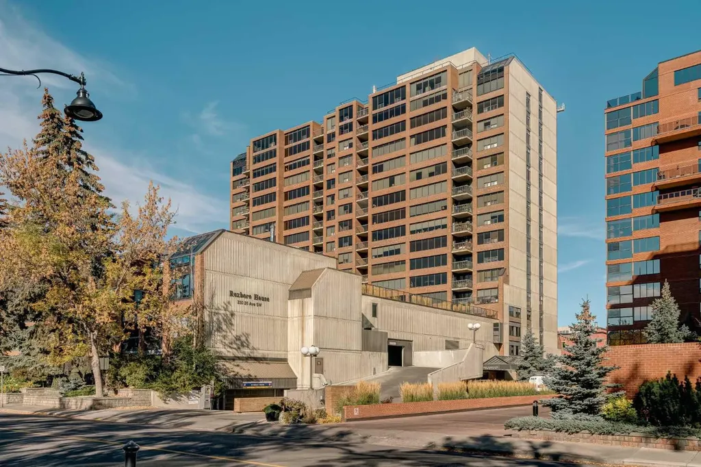 330 26 Avenue SW Calgary AB T2S 2T3
