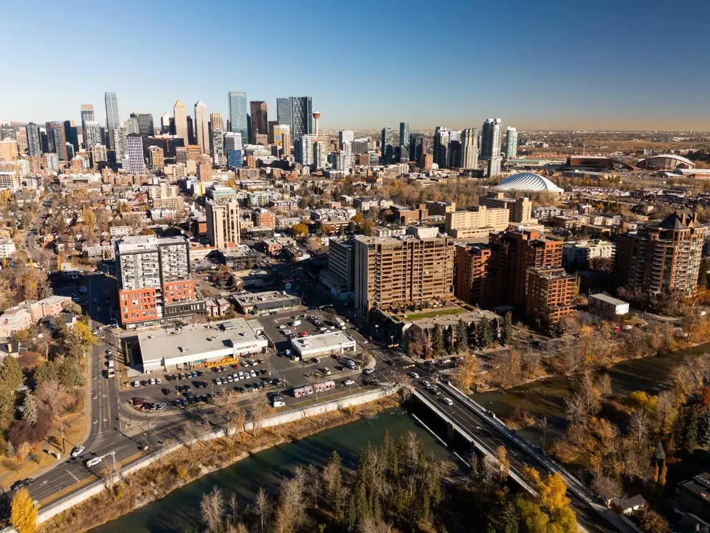 330 26 Avenue SW Calgary AB T2S 2T3