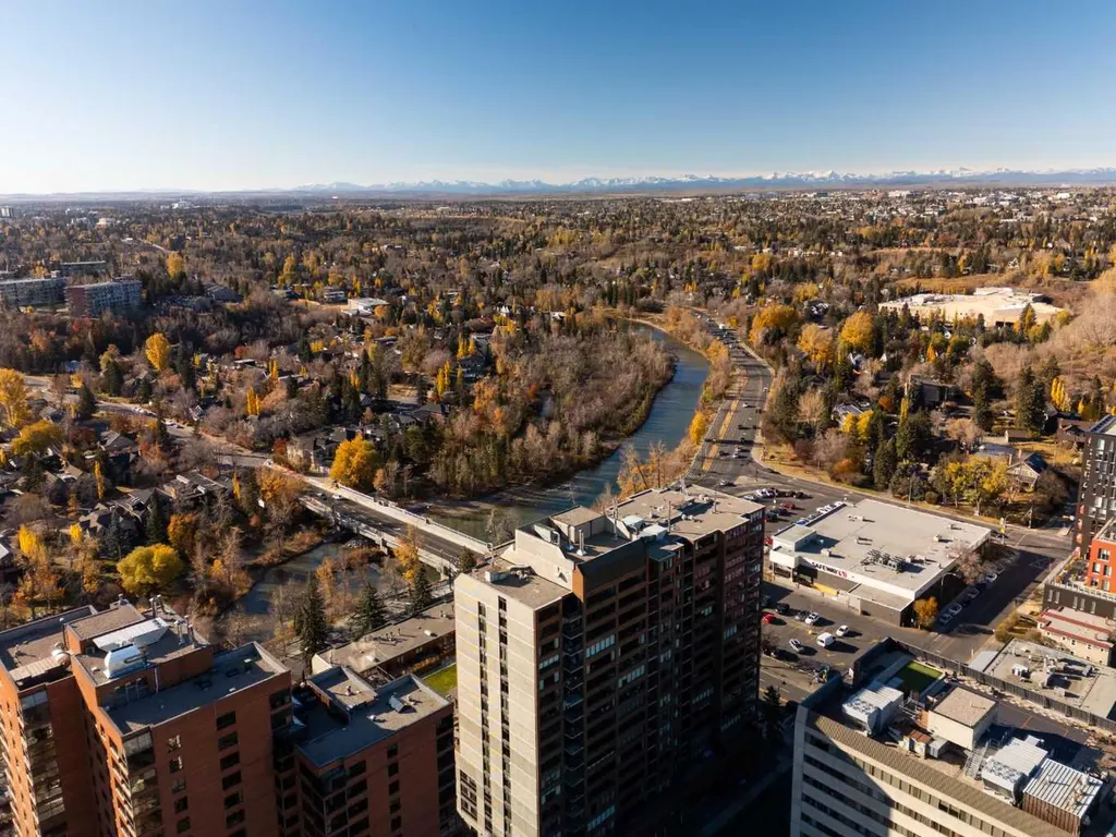 330 26 Avenue SW Calgary AB T2S 2T3