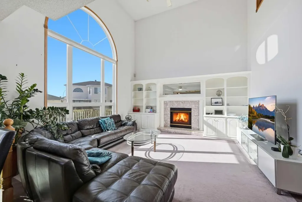 141 Coral Springs Place NE Calgary AB T3J 3M6