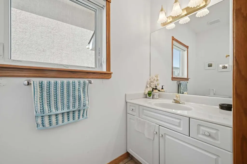 141 Coral Springs Place NE Calgary AB T3J 3M6