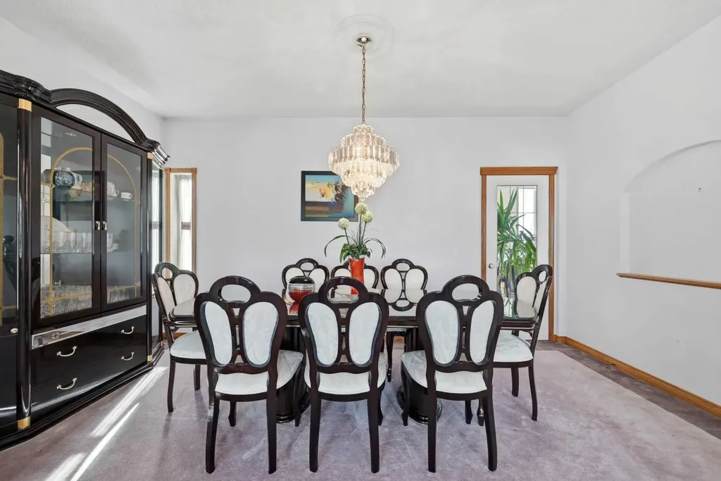 141 Coral Springs Place NE Calgary AB T3J 3M6