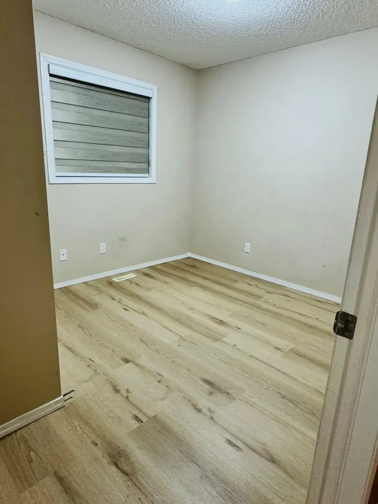 184 Taralake Terrace NE Calgary AB T3J 0A2