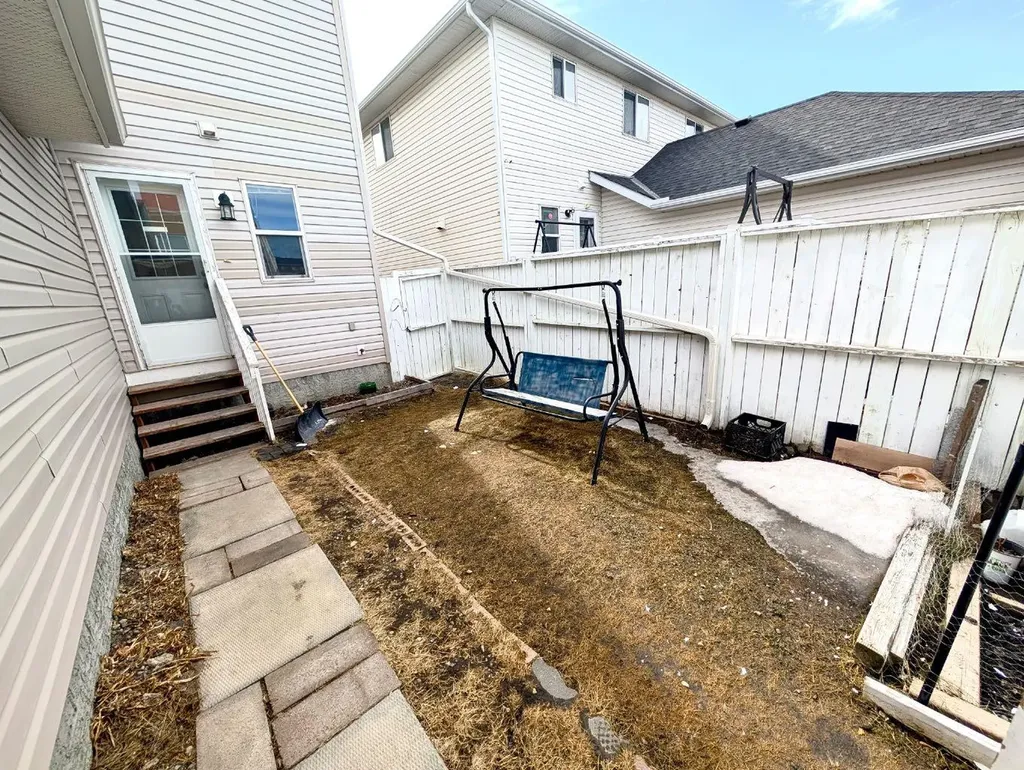184 Taralake Terrace NE Calgary AB T3J 0A2