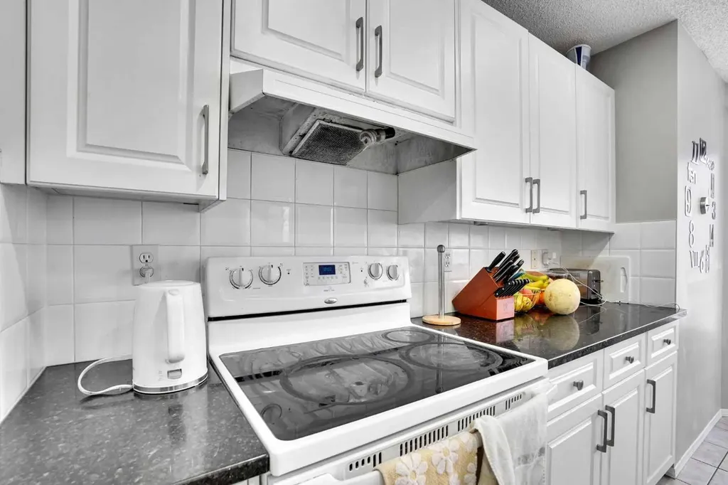 39 Douglasview Road SE Calgary AB T2Z 2S8