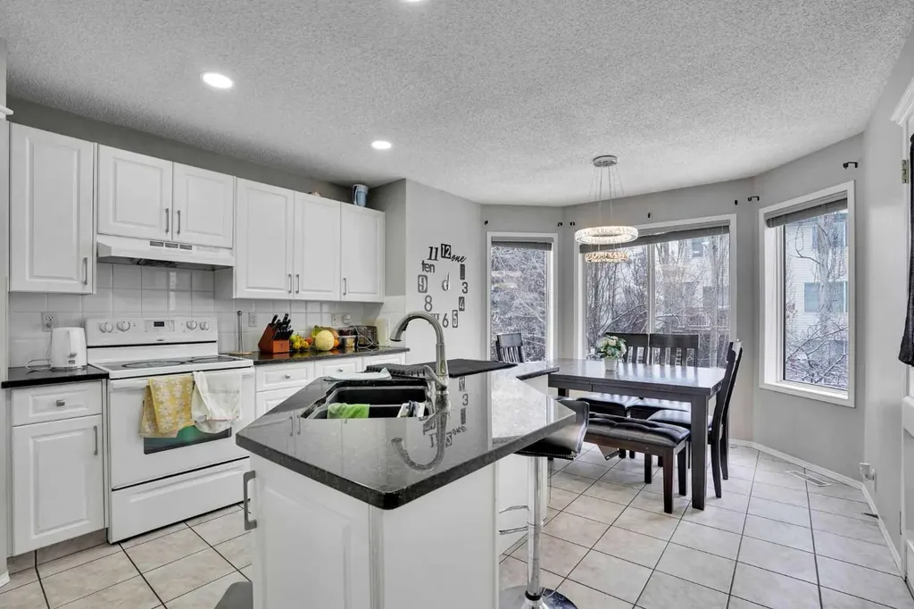 39 Douglasview Road SE Calgary AB T2Z 2S8