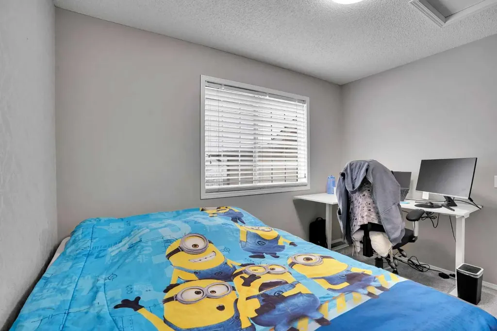 39 Douglasview Road SE Calgary AB T2Z 2S8