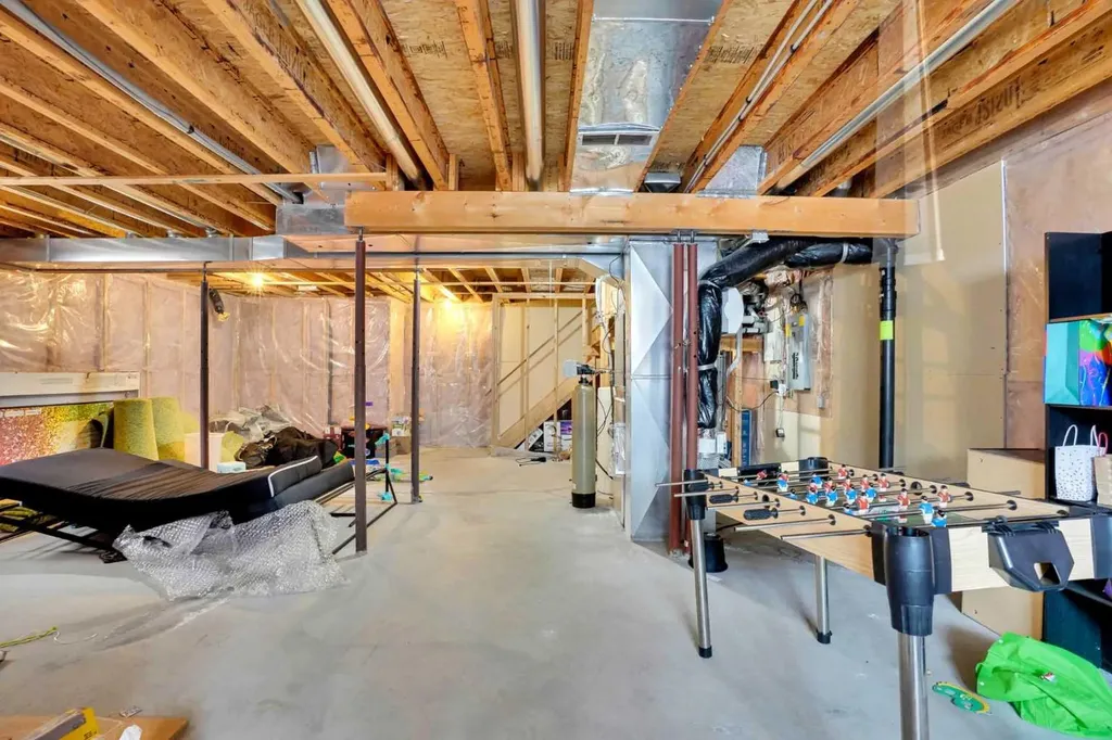 39 Douglasview Road SE Calgary AB T2Z 2S8