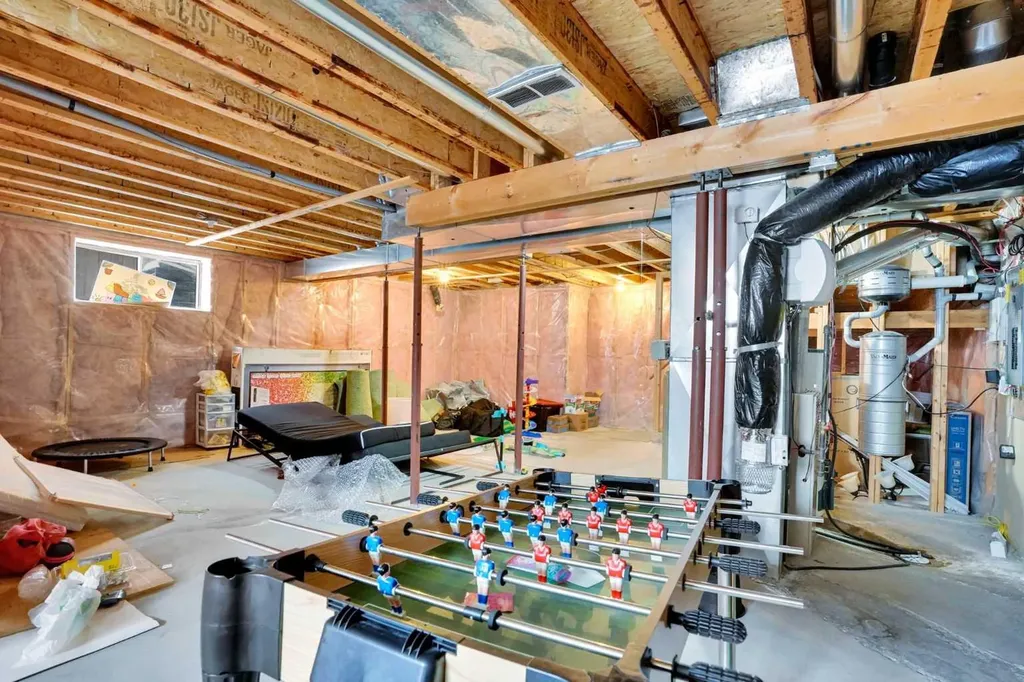 39 Douglasview Road SE Calgary AB T2Z 2S8