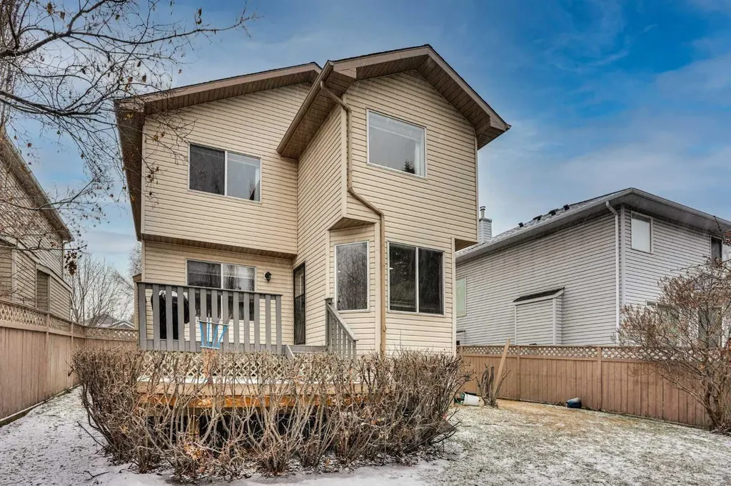39 Douglasview Road SE Calgary AB T2Z 2S8