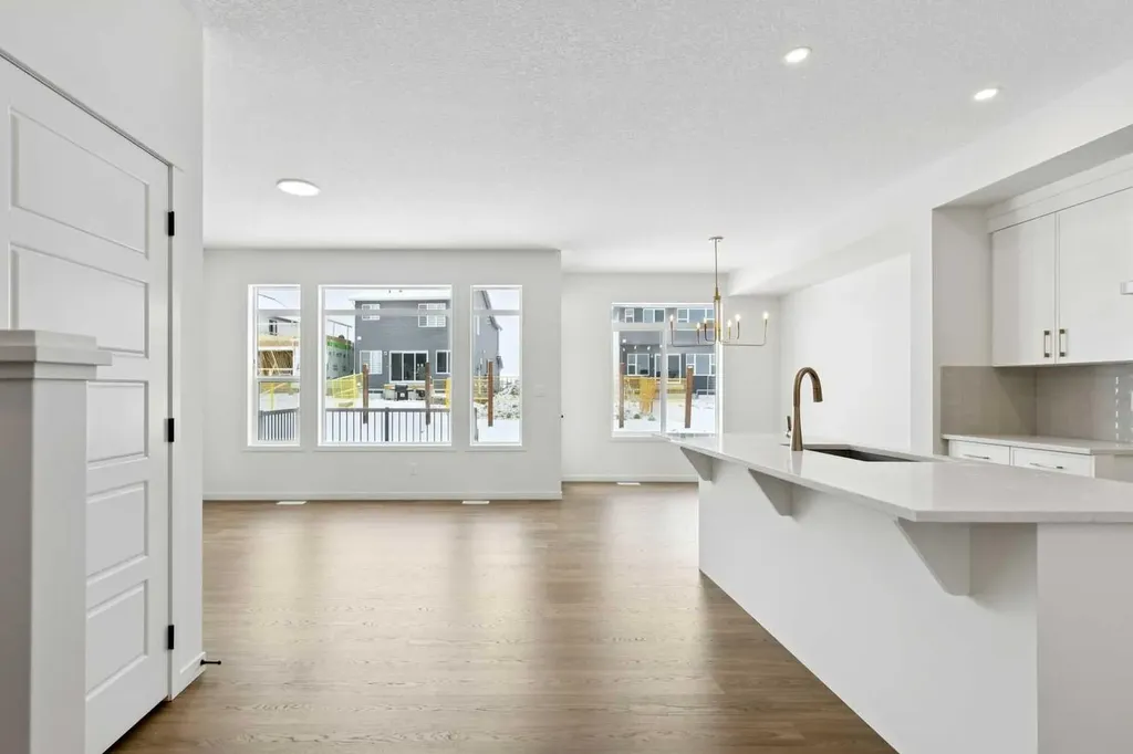 175 Herron Landing NE Calgary AB T3P 2R1