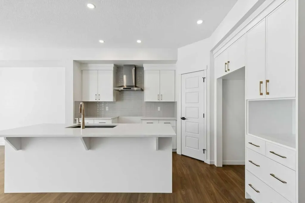 175 Herron Landing NE Calgary AB T3P 2R1
