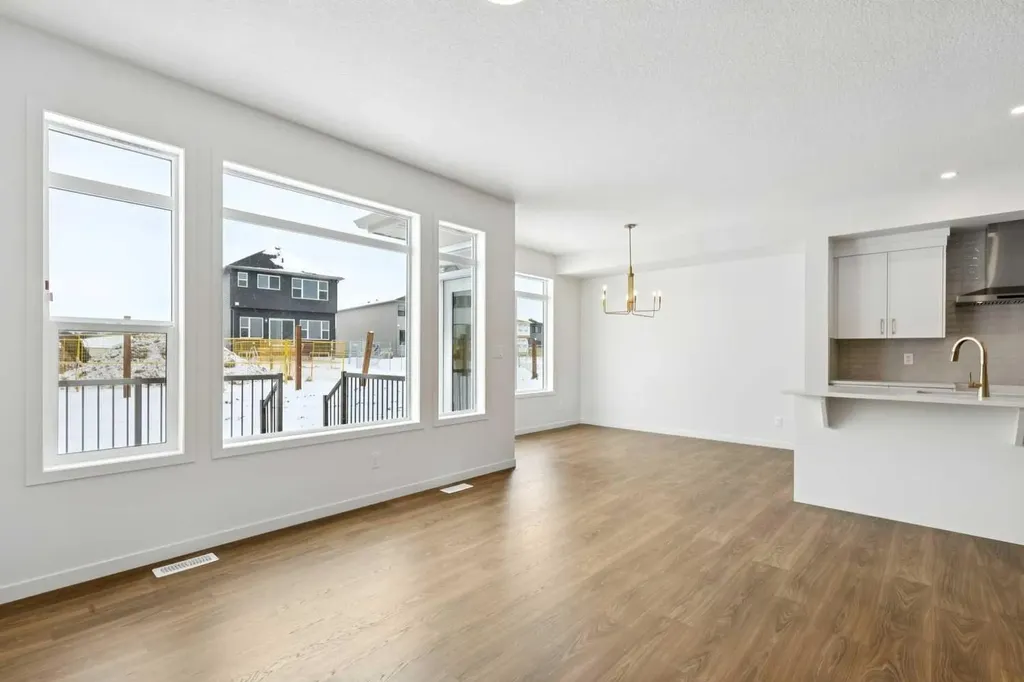 175 Herron Landing NE Calgary AB T3P 2R1