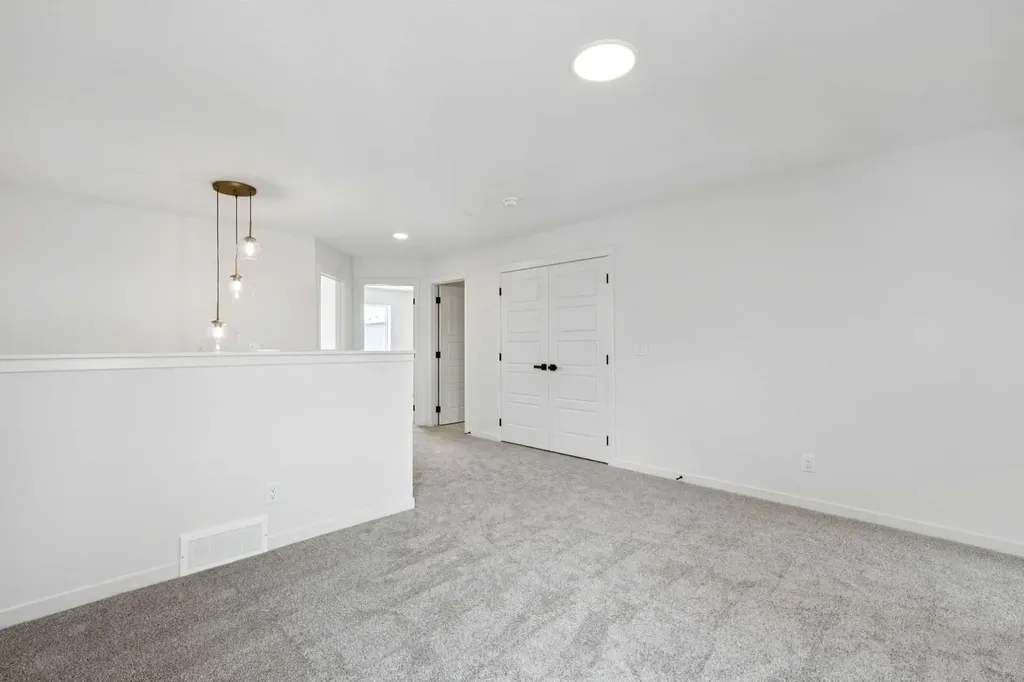 175 Herron Landing NE Calgary AB T3P 2R1
