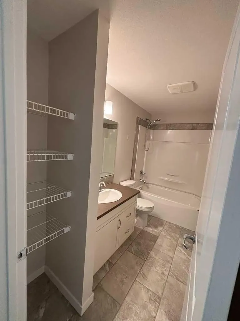 359 Caledonia Boulevard W Lethbridge AB T1J 5J5
