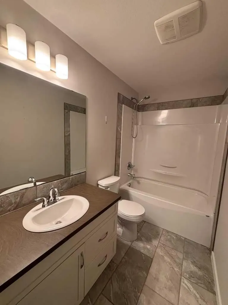 359 Caledonia Boulevard W Lethbridge AB T1J 5J5