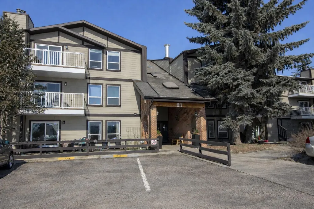 91 Cosgrove Crescent Red Deer AB T4P 2Z6