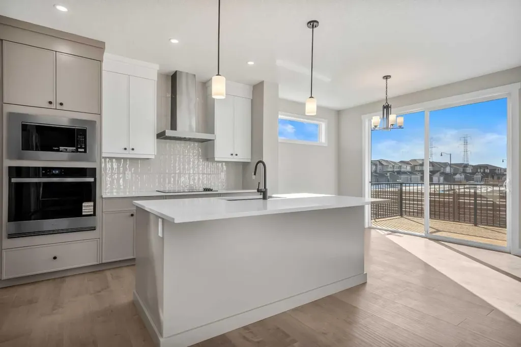 151 Dawson Wharf Mount Chestermere AB T1X 2W4