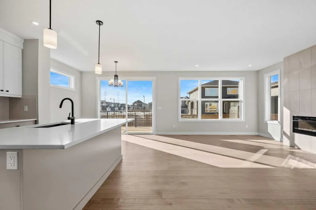 151 Dawson Wharf Mount Chestermere AB T1X 2W4
