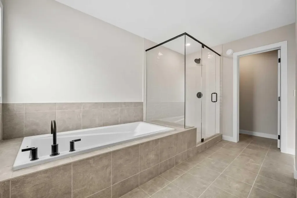 151 Dawson Wharf Mount Chestermere AB T1X 2W4