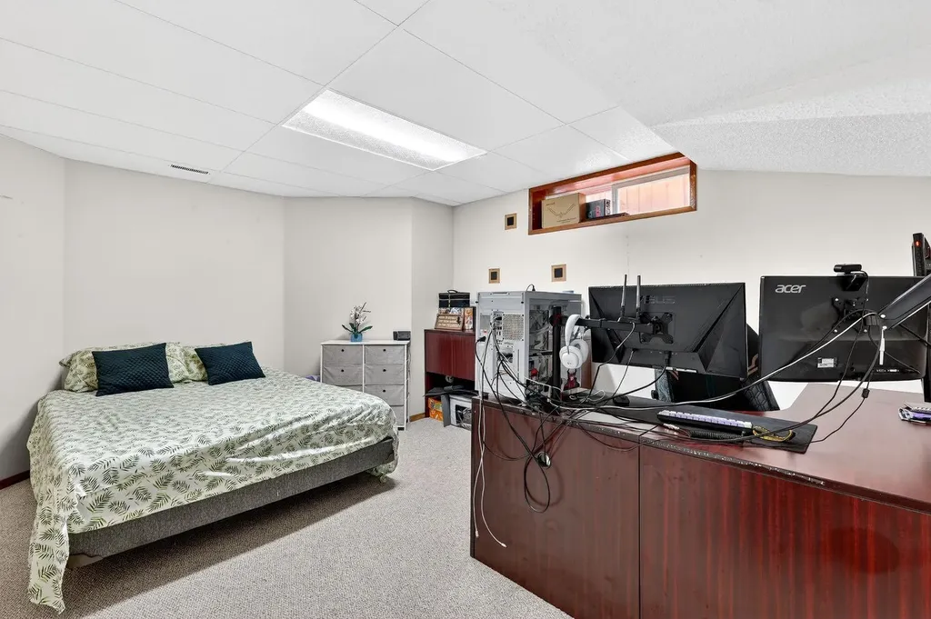 29 Sundown Way SE Calgary AB T2X 3B8