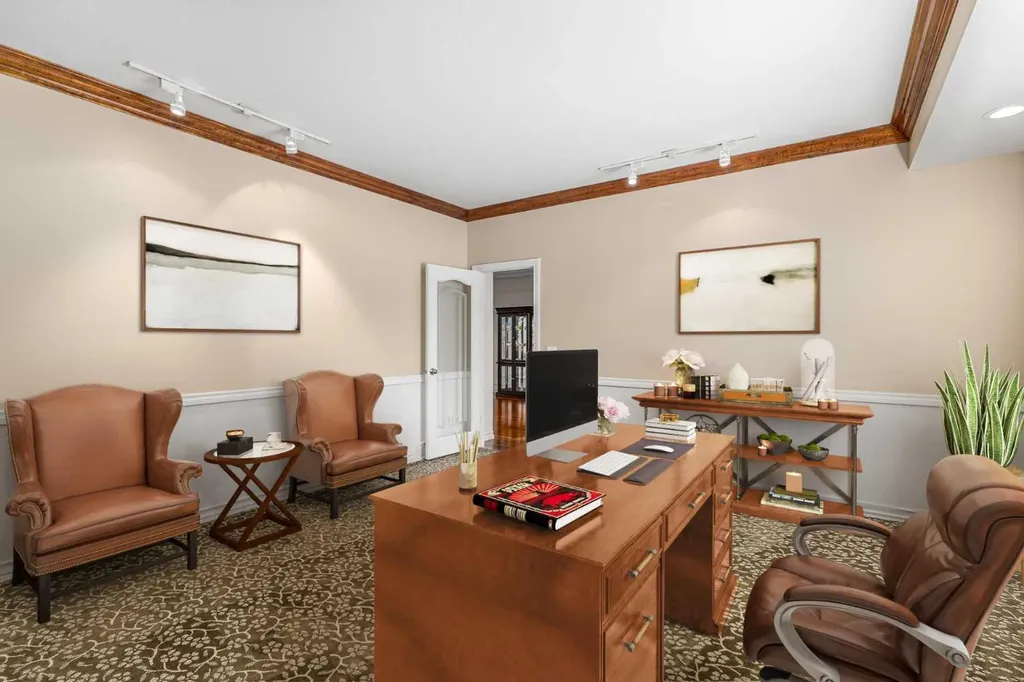 33 Ridge Pointe Drive Heritage Pointe AB T1S 4H1