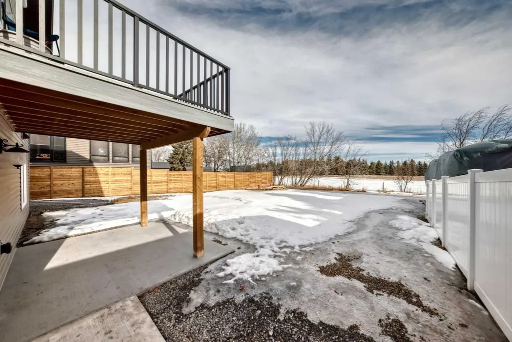 5032 59 Street Innisfail AB T4G0N6
