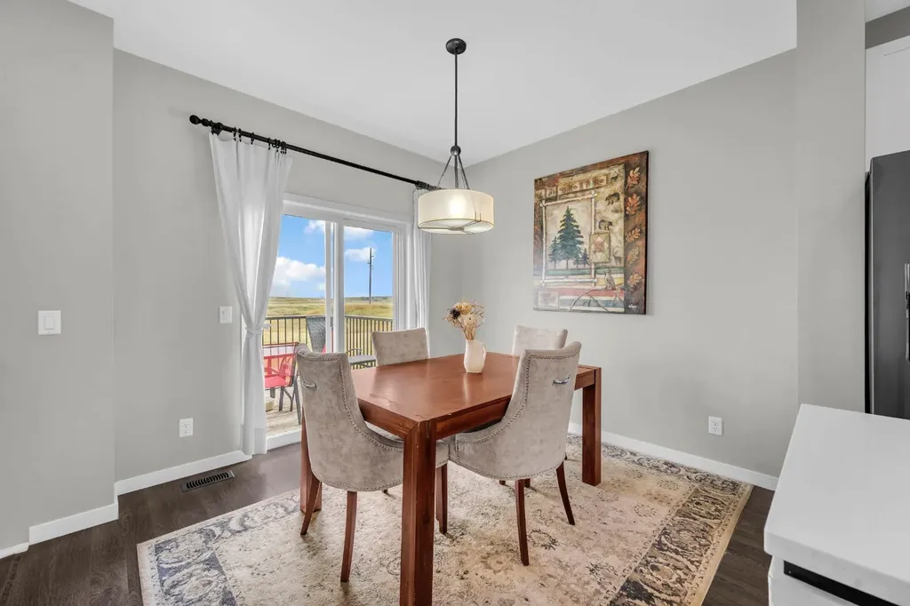 50 Copperstone Common SE Calgary AB T2Z 5E4