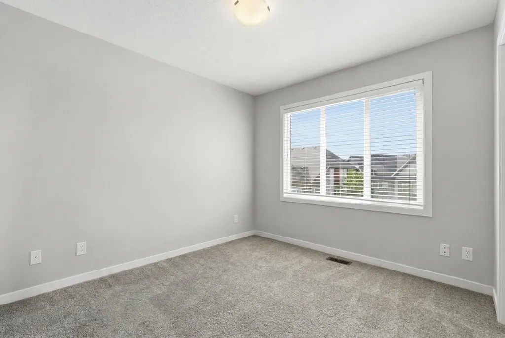 50 Copperstone Common SE Calgary AB T2Z 5E4