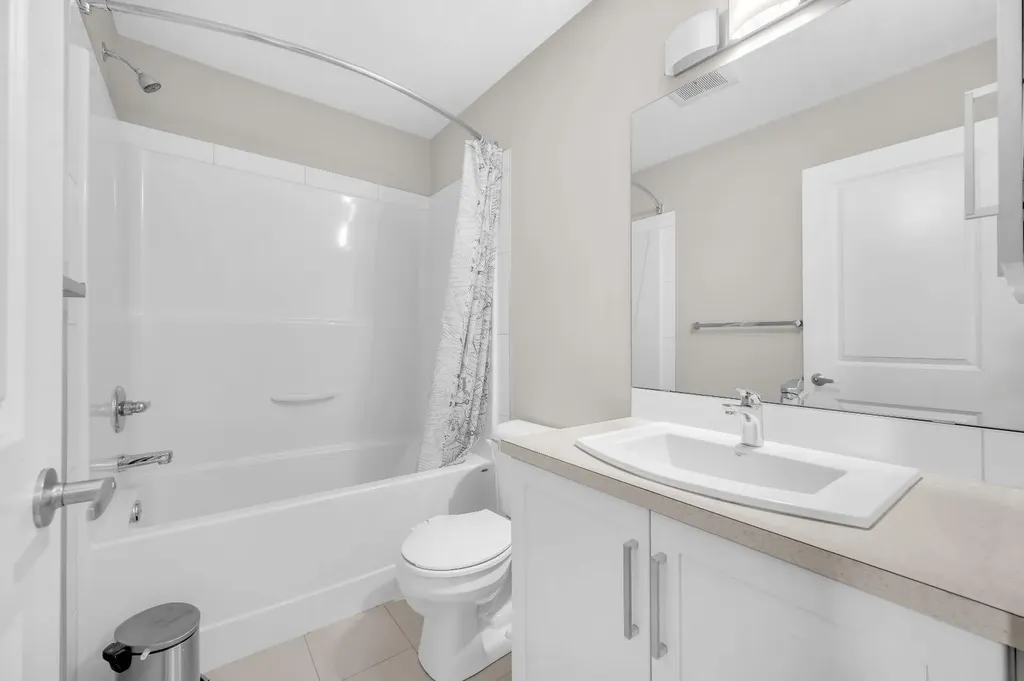 50 Copperstone Common SE Calgary AB T2Z 5E4