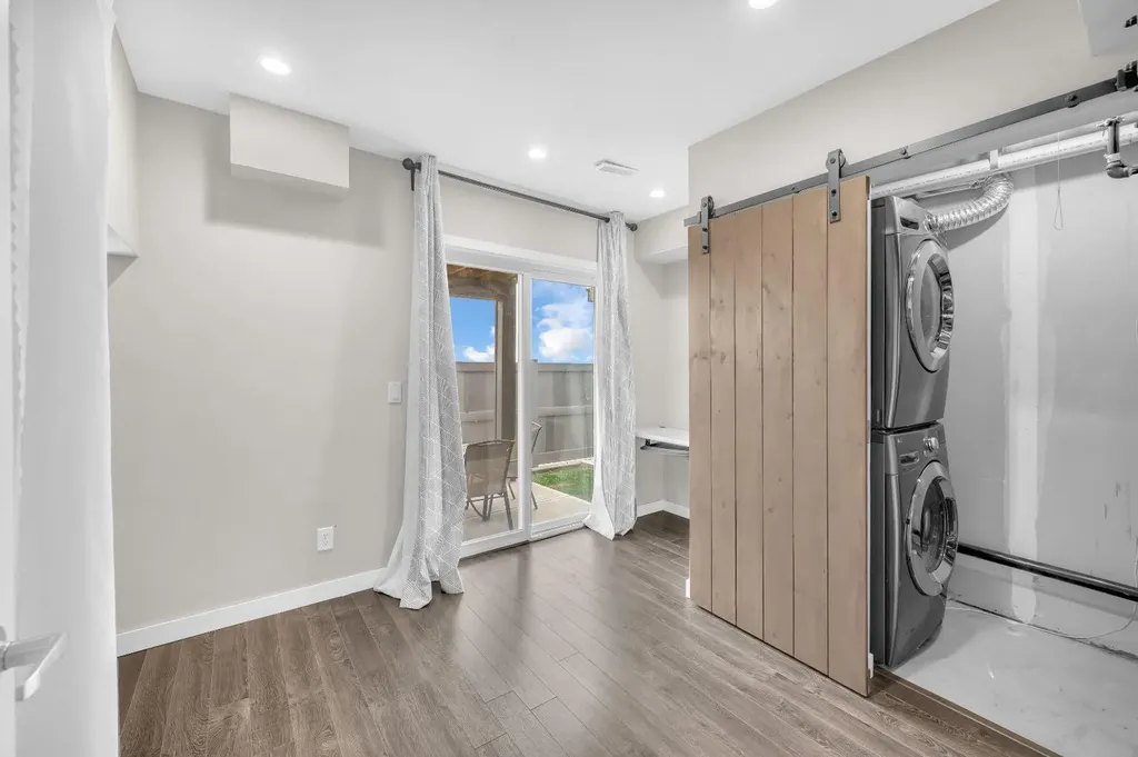 50 Copperstone Common SE Calgary AB T2Z 5E4