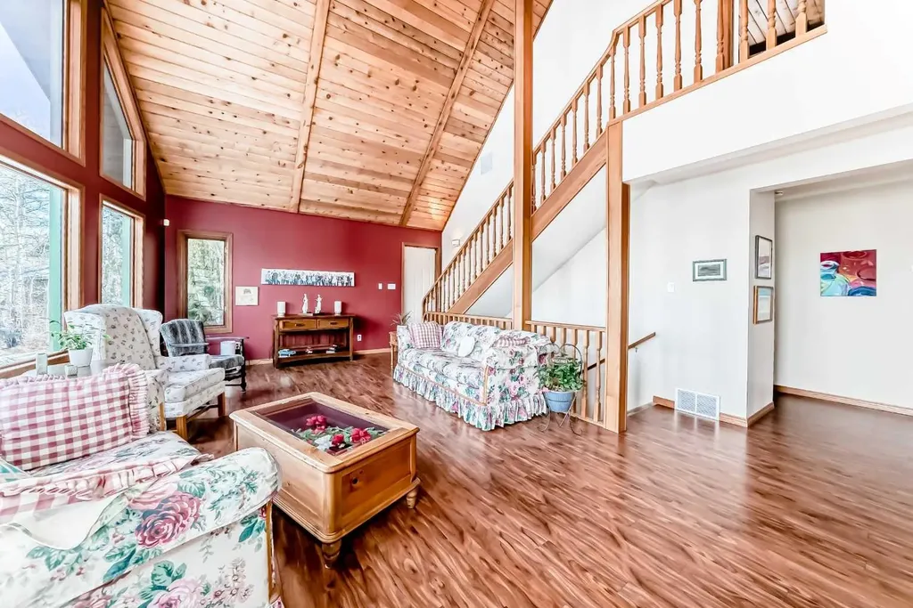 24402 Highway 595 E Rural Red Deer County AB T0M 0V0