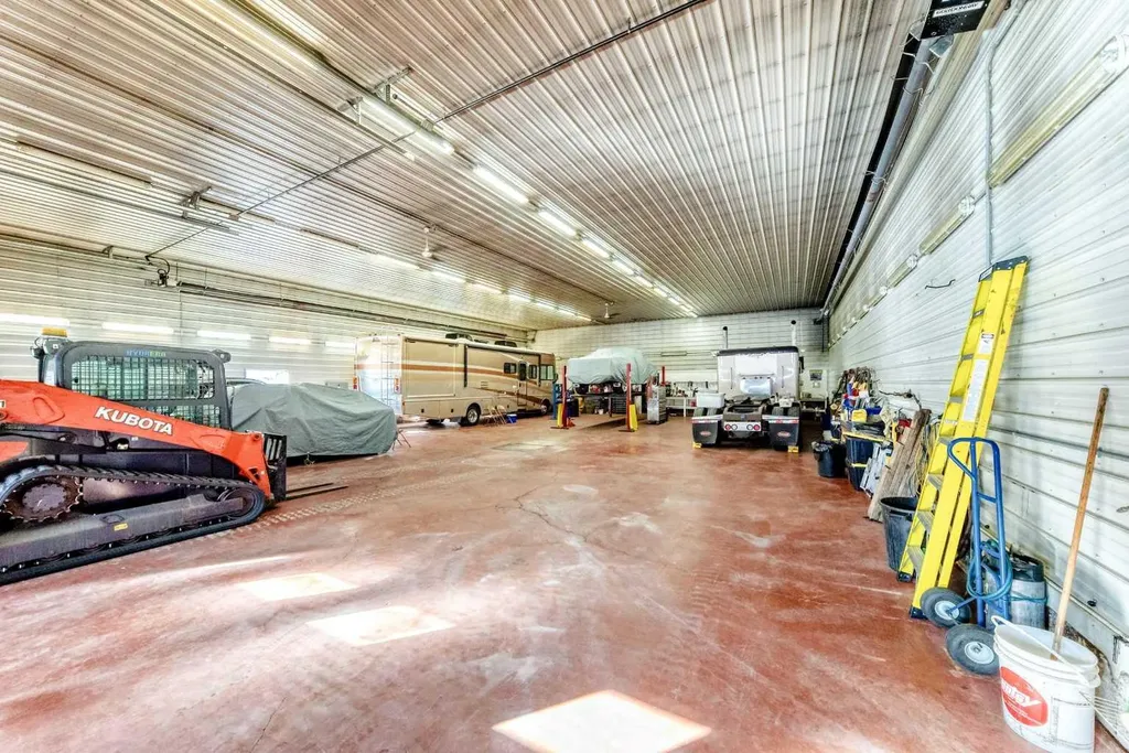 24402 Highway 595 E Rural Red Deer County AB T0M 0V0