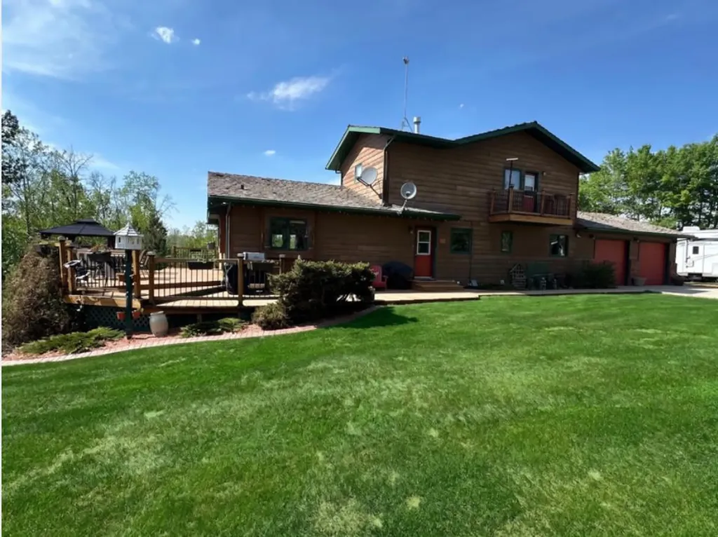 24402 Highway 595 E Rural Red Deer County AB T0M 0V0