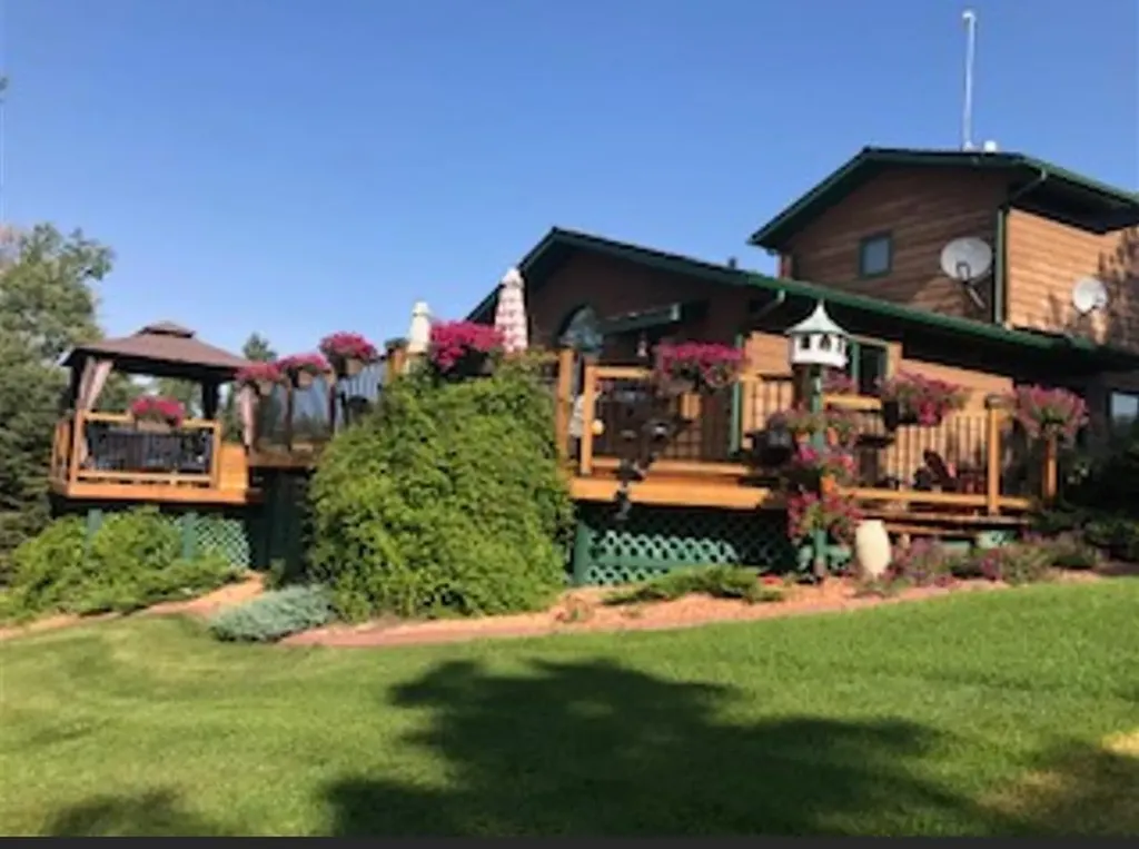 24402 Highway 595 E Rural Red Deer County AB T0M 0V0