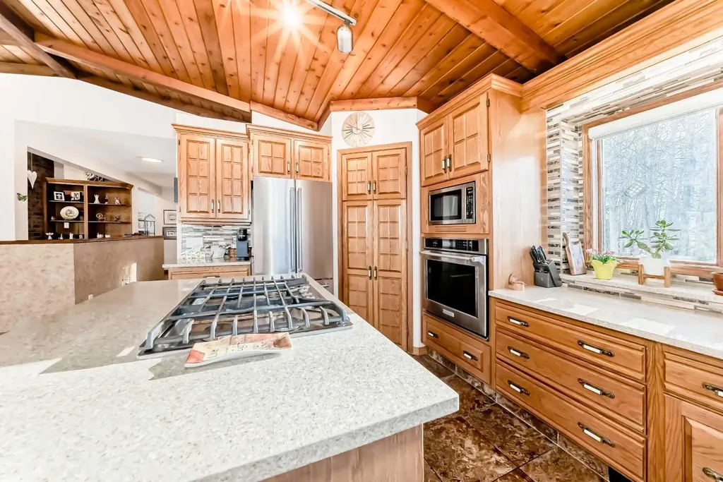 24402 Highway 595 E Rural Red Deer County AB T0M 0V0
