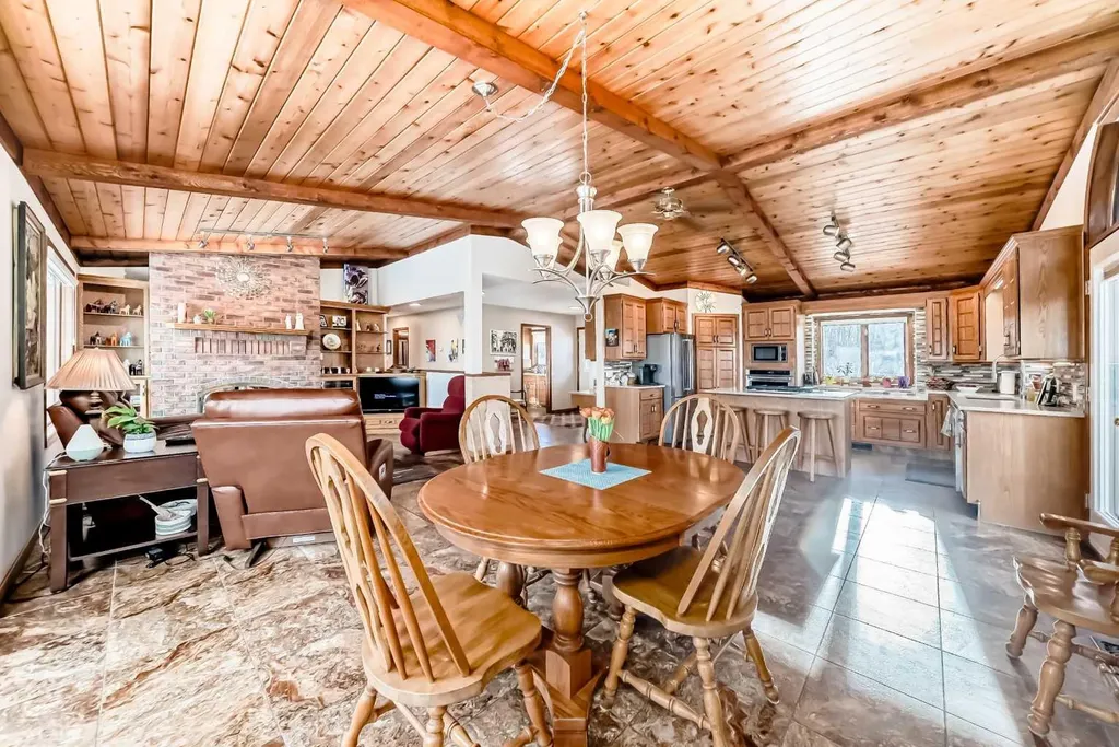 24402 Highway 595 E Rural Red Deer County AB T0M 0V0