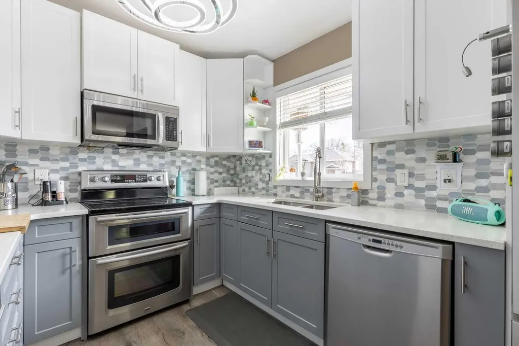 1907 7a Avenue N Lethbridge AB T1H 0Z8