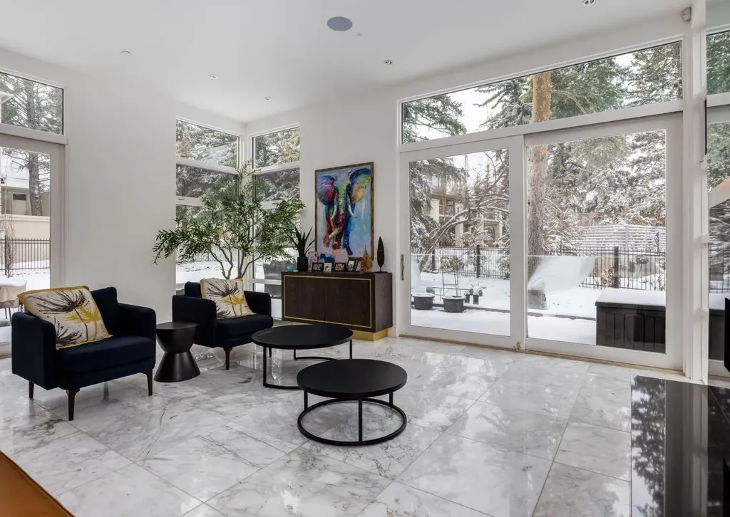 106 Pumpridge Place SW Calgary AB T2V5E7