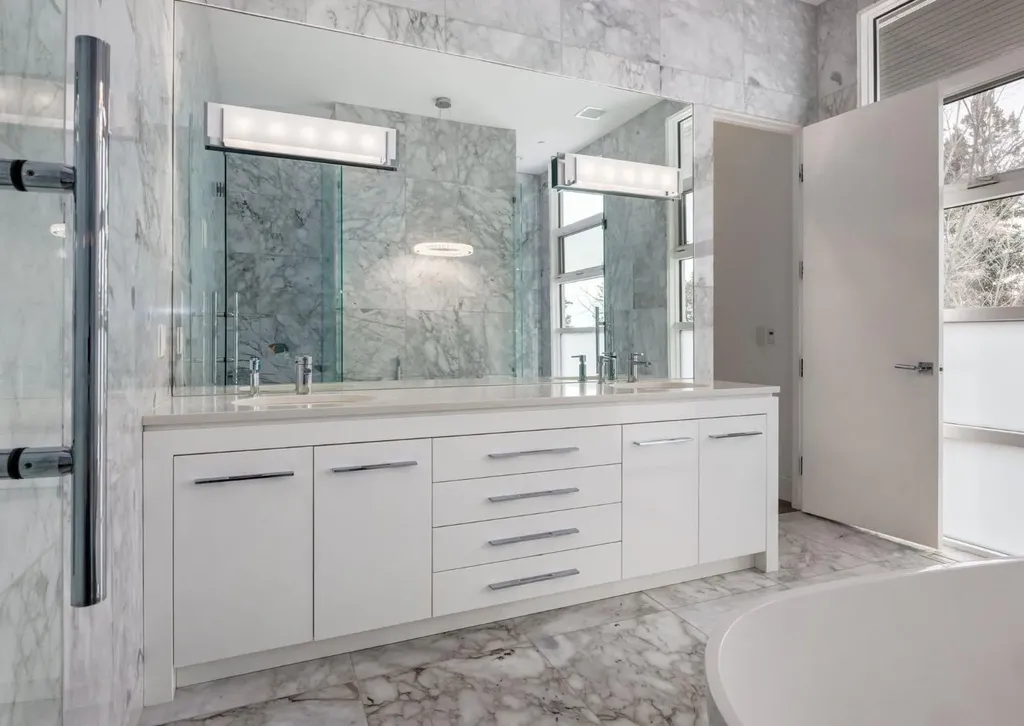 106 Pumpridge Place SW Calgary AB T2V5E7