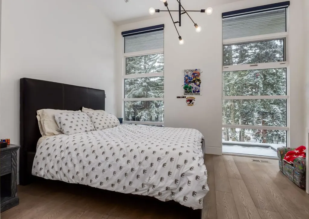 106 Pumpridge Place SW Calgary AB T2V5E7