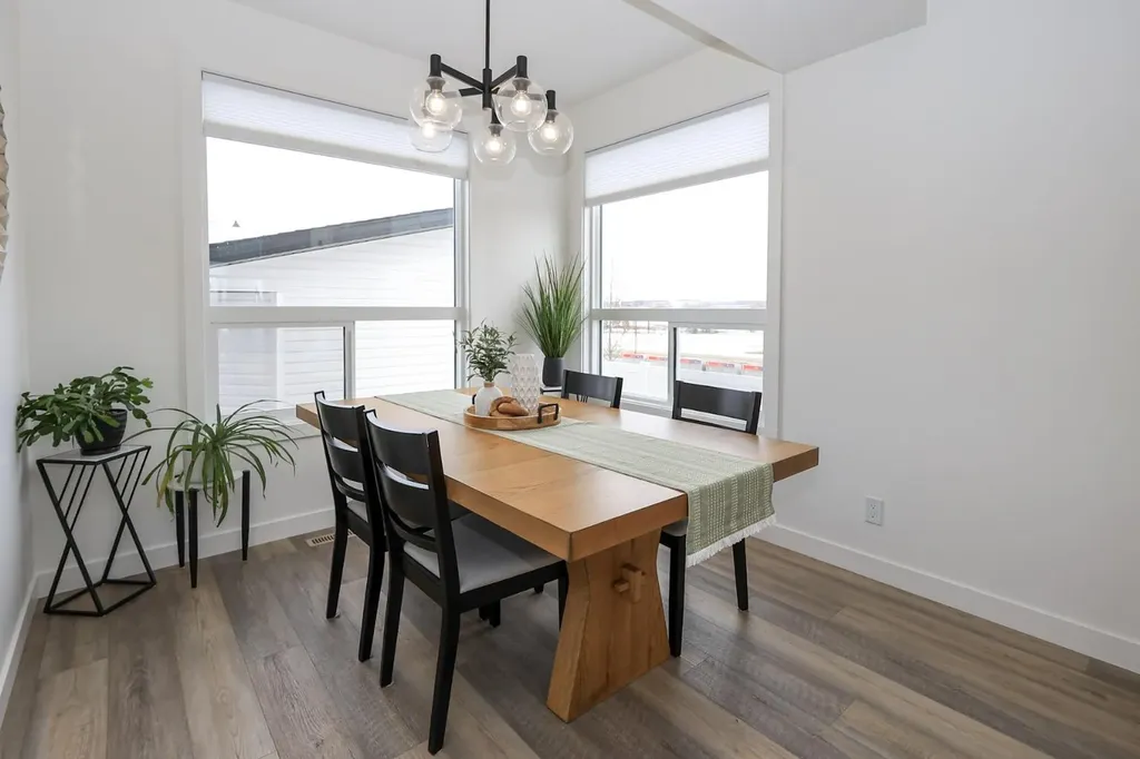 2 Evergreen Way Red Deer AB T4P 3H1