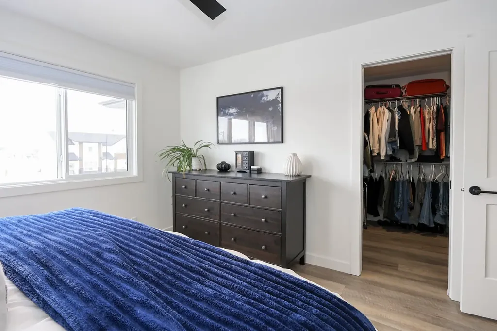 2 Evergreen Way Red Deer AB T4P 3H1